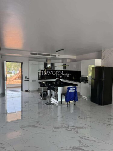 photo flat Sunrise Hill