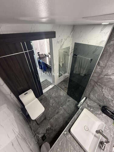 photo flat Sunrise Hill