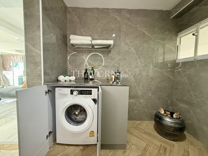 photo flat Somphong Condotel