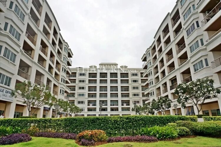 แพลตตินั่ม สวีท คอนโดมิเนียม คอนโด ใน  เทพประสิทธิ์, พัทยา