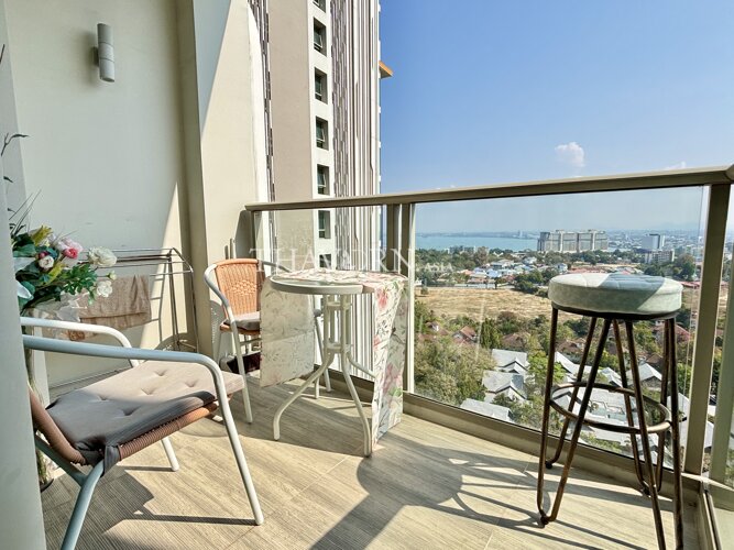 photo flat The Riviera Wongamat Beach