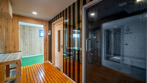 Arcadia Millennium Tower photo