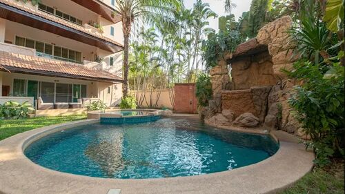 Executive Residence 1 photo