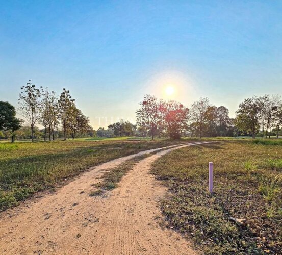 Land For sale 1 rai 46 wa² in Phoenix Gold Golf & Country Club, Pattaya