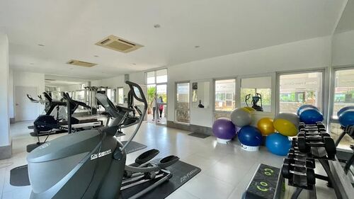 Grand View Condo photo