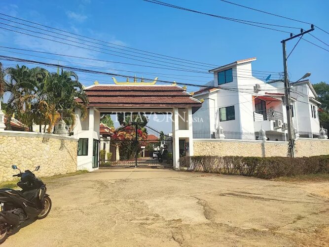 Sunrise Villa Resort