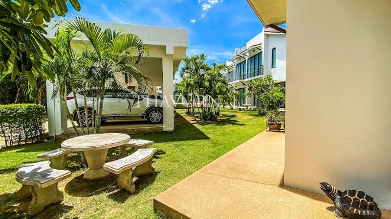 Sunrise Villa Resort