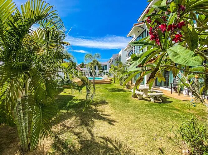 Sunrise Villa Resort