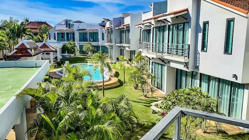 Sunrise Villa Resort