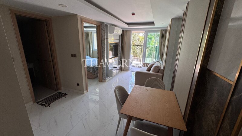 photo flat Dusit Grand Park 2