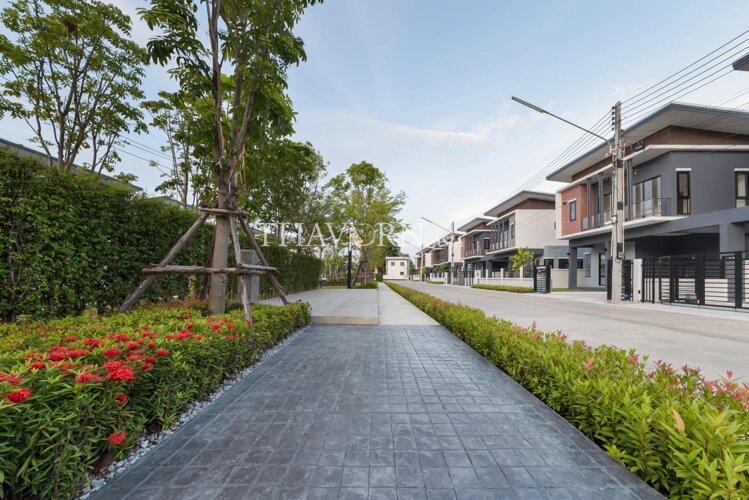 Baan Fah Greenery Loft Pattaya