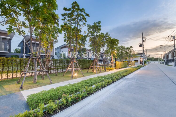 Baan Fah Greenery Loft Pattaya