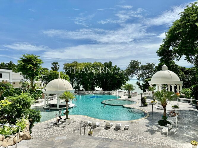 Sky Beach in Wongamat, Pattaya