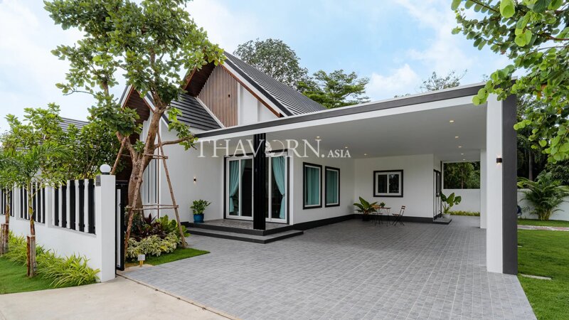 Coco Ville by Sabai Home