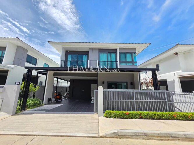 House For sale 4 bedroom 180 m² with land 206 m² in Supalai Parkville, Pattaya