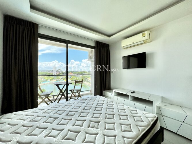 Condo for sale studio 24 m² in Laguna Beach Resort 3 - The Maldives, Pattaya
