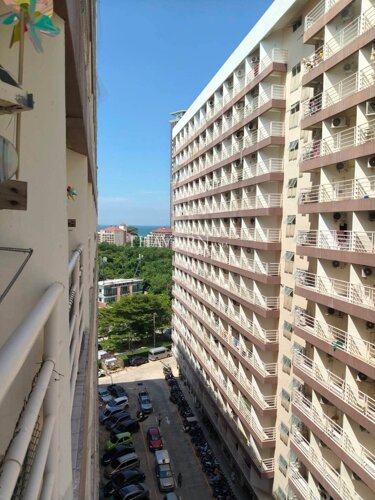 Condo for sale studio 29 m² in Jomtien beach condominium, Pattaya