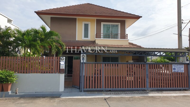 House For sale 4 bedroom 200 m² with land 244 m² in Eakmongkol Village 4, Pattaya