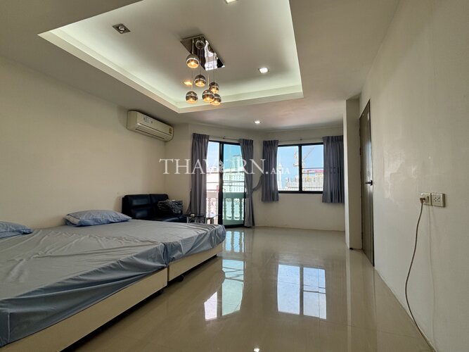 Condo for sale studio 30 m² in Jomtien Thip Condotel, Pattaya